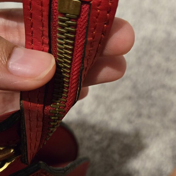 100% authentic Louis Vuitton Saint Jacques Red shoulder bag A21924 LV Auth preow - Picture 6 of 11